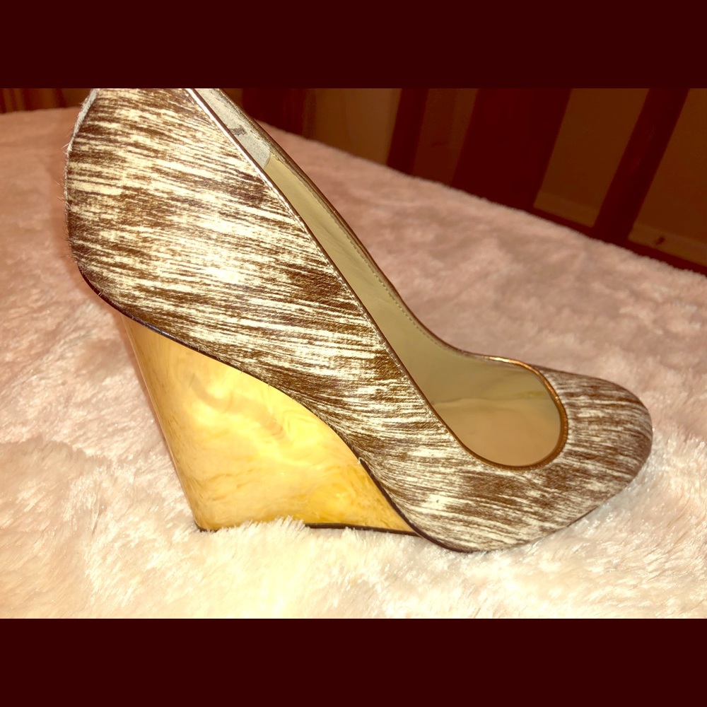 BCBGMaxazria wedge heels